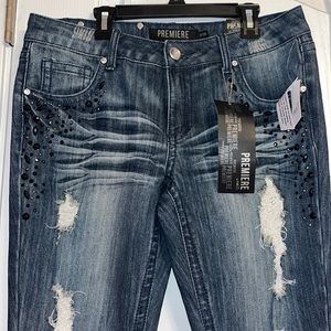 Rue21 Premiere Bedazzled Low-waisted jeans